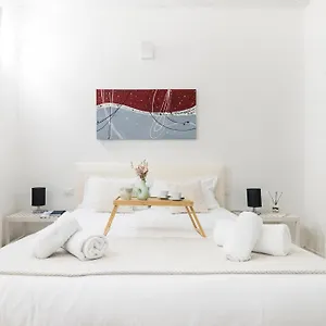 Amazing, New & Fully Furnished In Duomo , Milán Italia