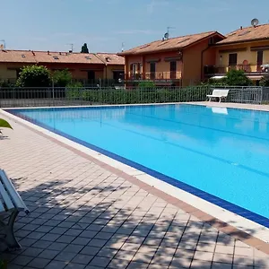 https://casa-viola-lazise-lago-e-relax.hotelinveneto.com